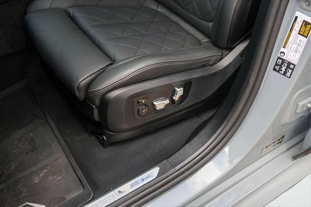 2025 BMW X5 M60i