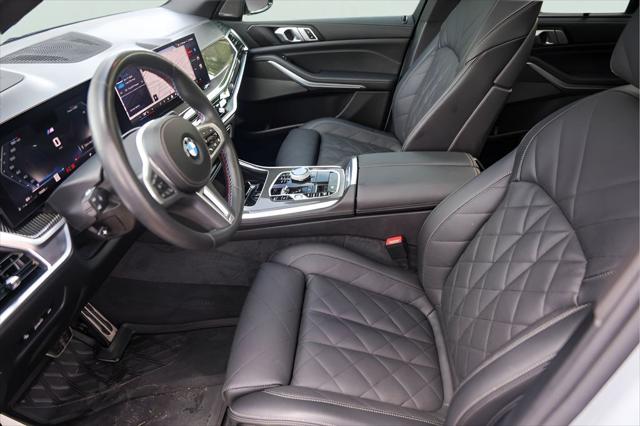 2025 BMW X5 M60i