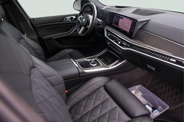 2025 BMW X5 M60i