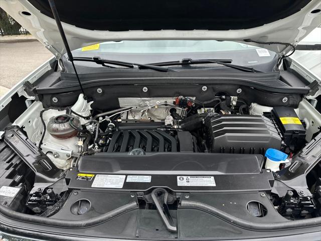 2021 Volkswagen Atlas 3.6L V6 SE w/Technology