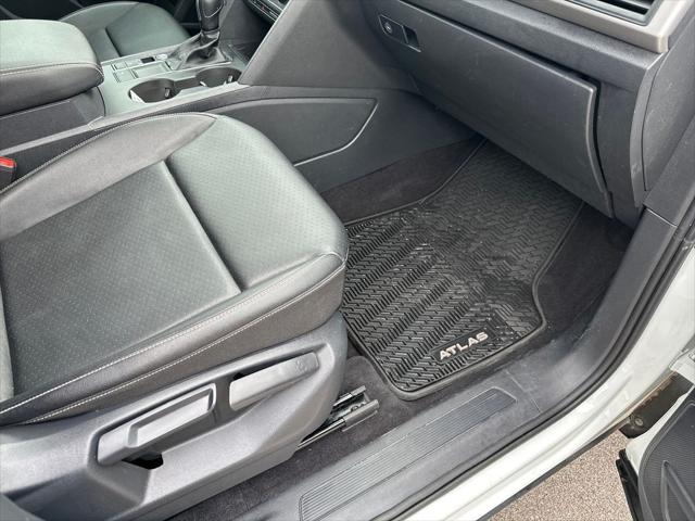 2021 Volkswagen Atlas 3.6L V6 SE w/Technology