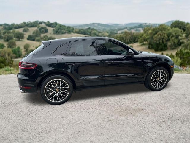 2018 Porsche Macan Base