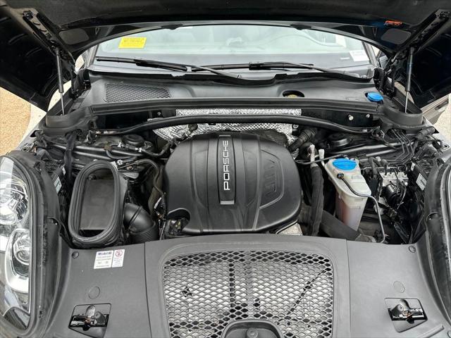 2018 Porsche Macan Base