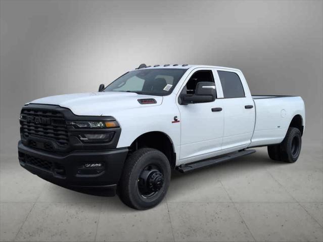 2026 RAM Ram 3500 RAM 3500 TRADESMAN CREW CAB 4X4 8 BOX