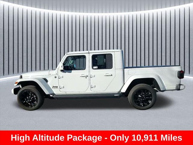 2022 Jeep Gladiator Overland