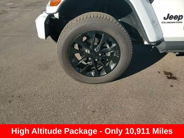 2022 Jeep Gladiator Overland