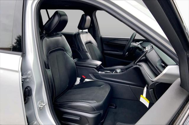 2025 Jeep Grand Cherokee L Altitude X 4x4