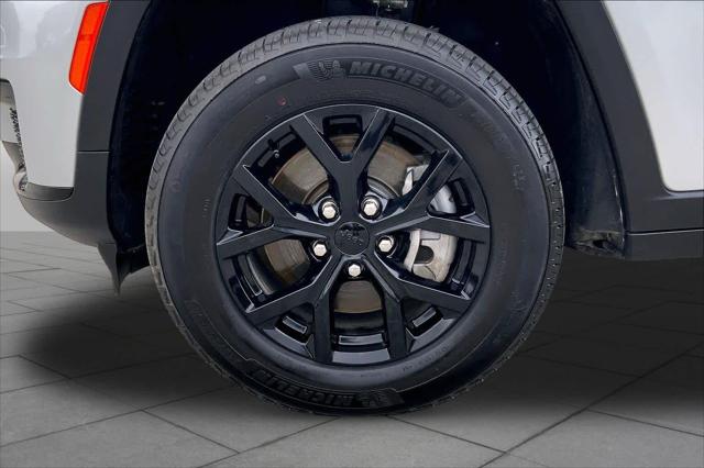 2025 Jeep Grand Cherokee L Altitude X 4x4