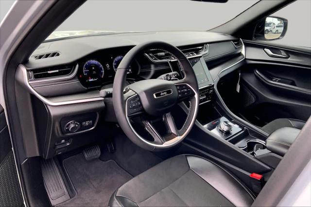 2025 Jeep Grand Cherokee L Altitude X 4x4