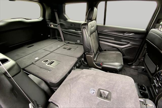 2025 Jeep Grand Cherokee L Altitude X 4x4