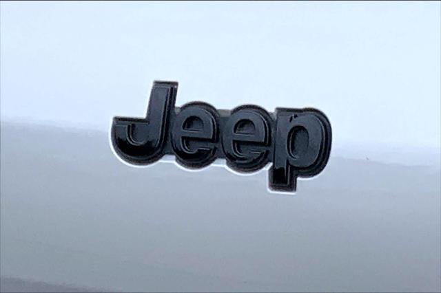 2025 Jeep Grand Cherokee L Altitude X 4x4