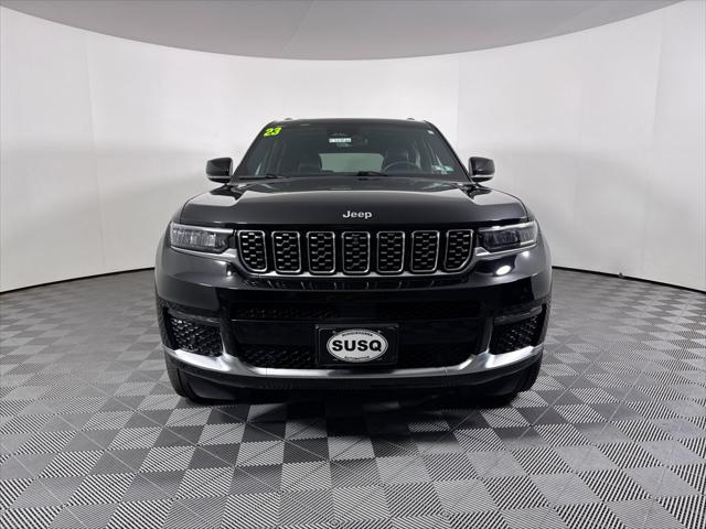 2023 Jeep Grand Cherokee L Summit 4x4 2023 Jeep Grand Cherokee L Summit 4x4