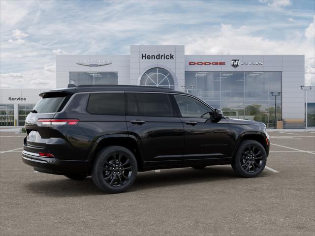 New 2026 Diamond Black Crystal Pearl-Coat Exterior Paint Jeep Limited Reserve image 29