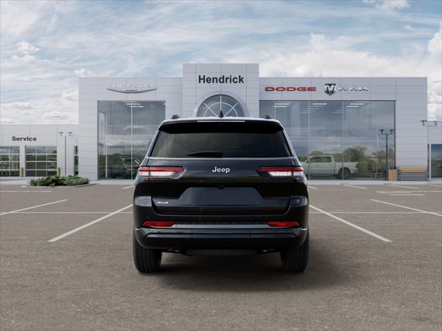 New 2026 Diamond Black Crystal Pearl-Coat Exterior Paint Jeep Limited Reserve image 32