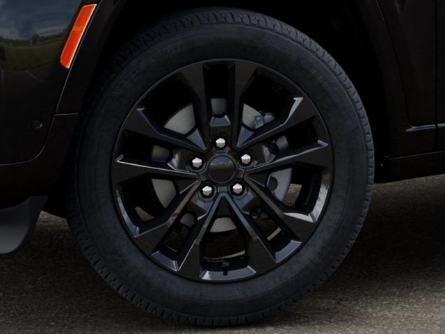 New 2026 Diamond Black Crystal Pearl-Coat Exterior Paint Jeep Limited Reserve image 33