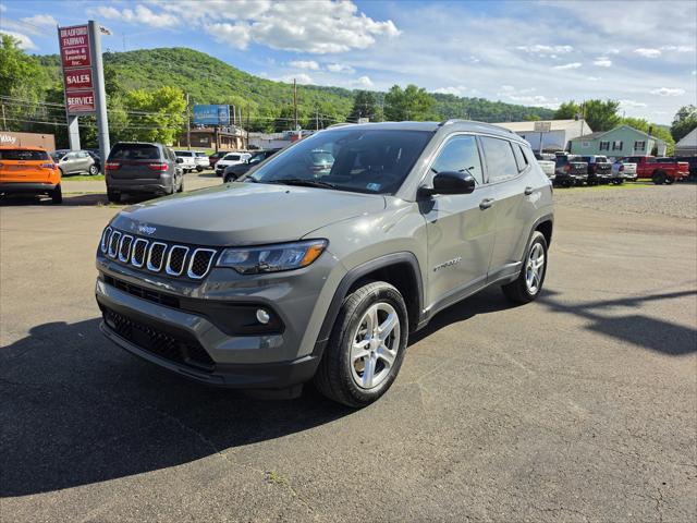 2023 Jeep Compass Latitude 4x4 2023 Jeep Compass Latitude 4x4