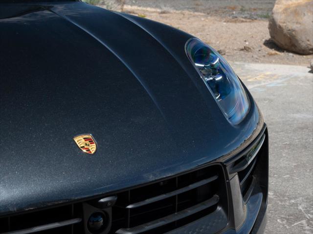 2026 Porsche Macan T