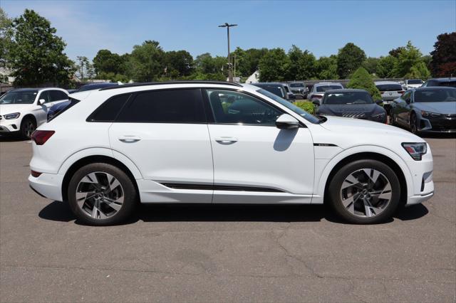 2021 Audi e-tron Premium quattro