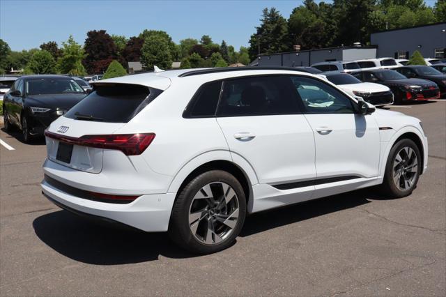 2021 Audi e-tron Premium quattro