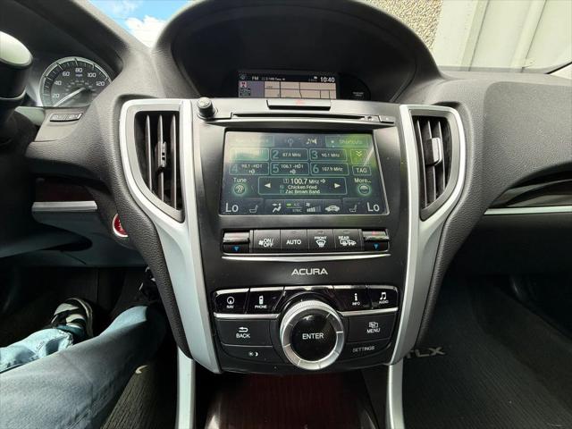2017 Acura TLX w/Technology Package