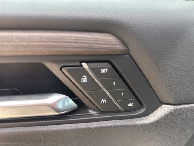 2025 GMC Acadia AWD Denali