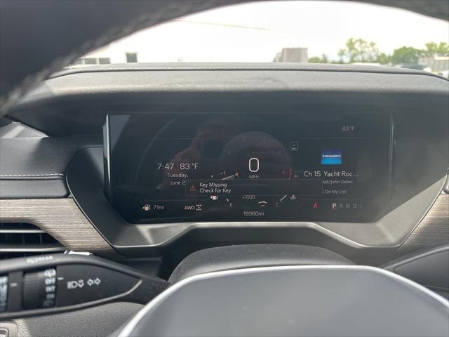 2025 GMC Acadia AWD Denali