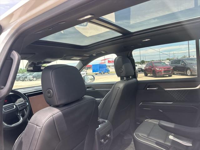 2025 GMC Acadia AWD Denali