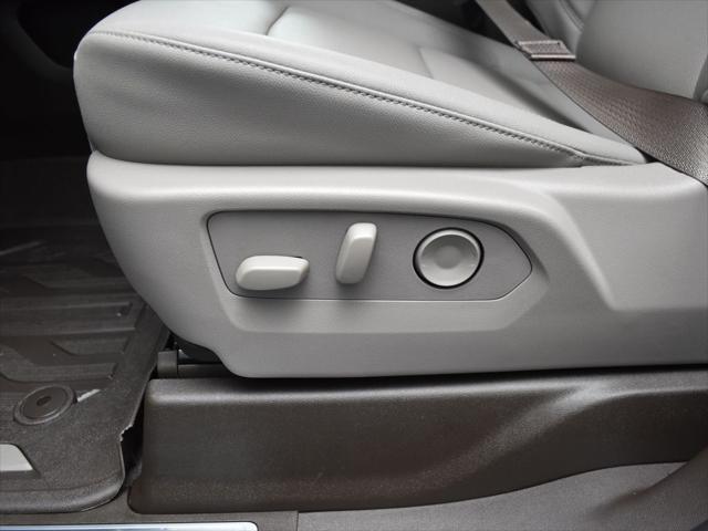 2026 GMC Sierra 1500 Crew Cab, Short Bed, SLT, 4WD