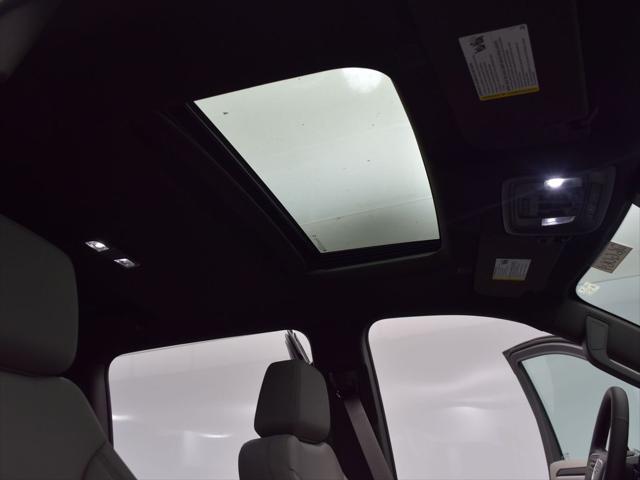 2026 GMC Sierra 1500 Crew Cab, Short Bed, SLT, 4WD