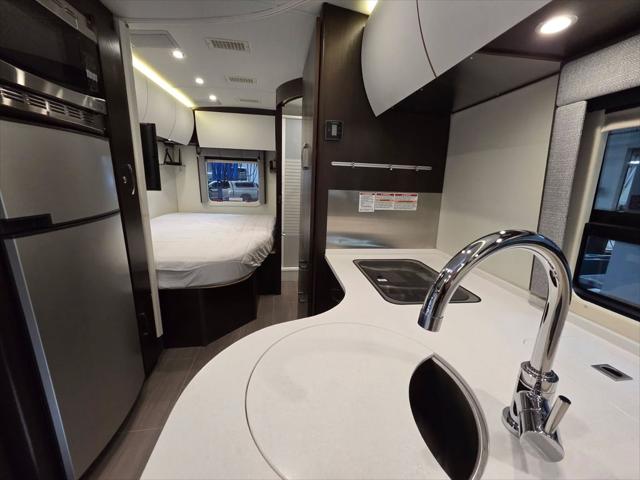 2018 Mercedes-Benz Sprinter 3500XD Chassis Standard Roof V6