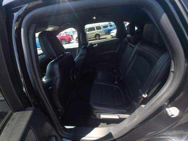 2025 Ford Escape ST-Line Select
