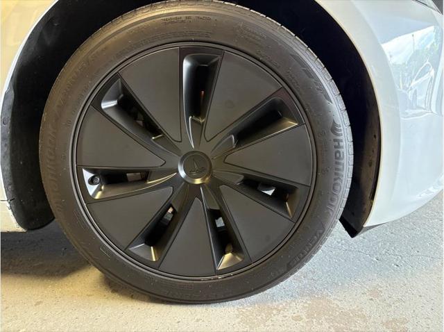 2024 Tesla Model 3 Unknown