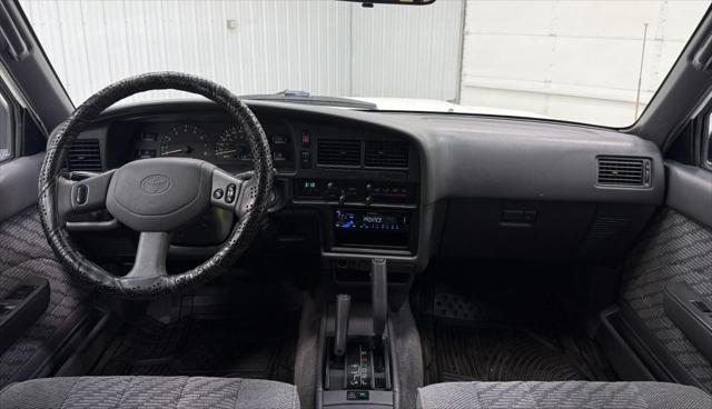 1995 Toyota 4Runner SR5 Sport Utility 4D