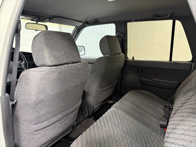 1995 Toyota 4Runner SR5 Sport Utility 4D