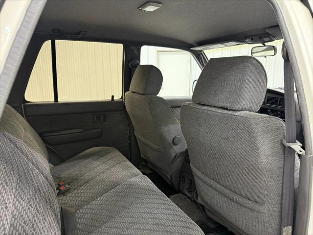 1995 Toyota 4Runner SR5 Sport Utility 4D