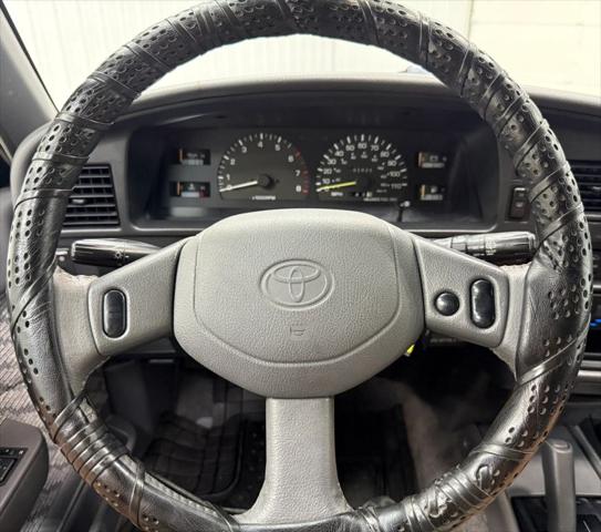 1995 Toyota 4Runner SR5 Sport Utility 4D