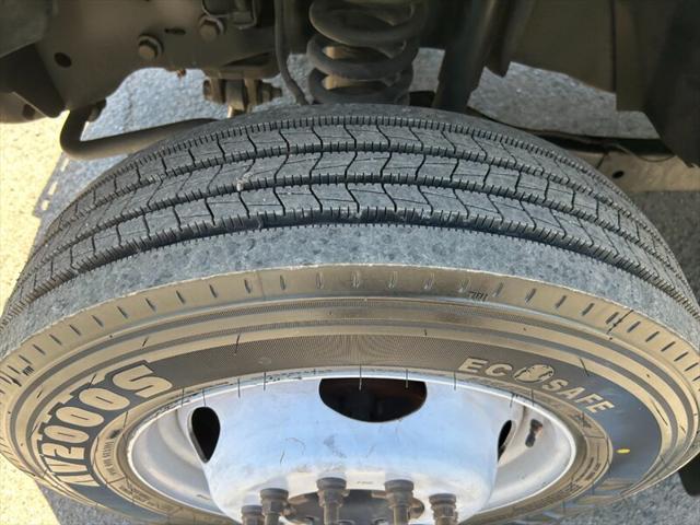 2012 Ford F-550 Bucket