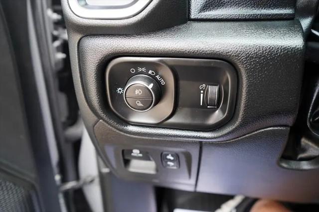 2022 Ram 1500 Big Horn Crew Cab 4x4 57 Box