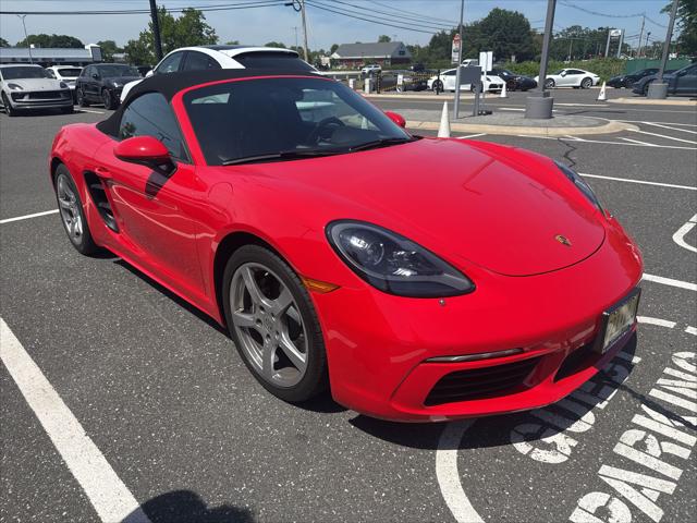 2023 Porsche 718 Boxster T