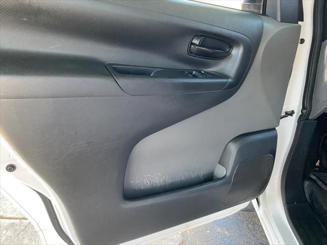 2018 Nissan NV200 SV
