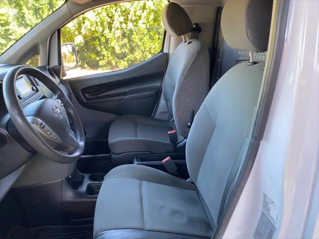2018 Nissan NV200 SV