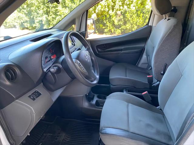 2018 Nissan NV200 SV