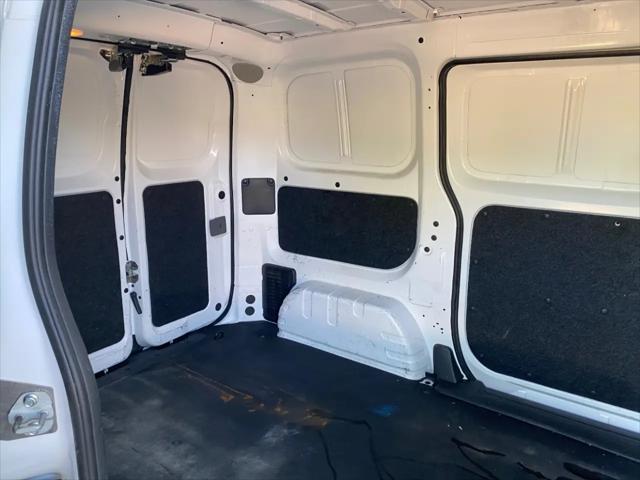2018 Nissan NV200 SV
