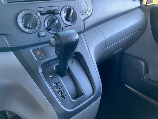 2018 Nissan NV200 SV