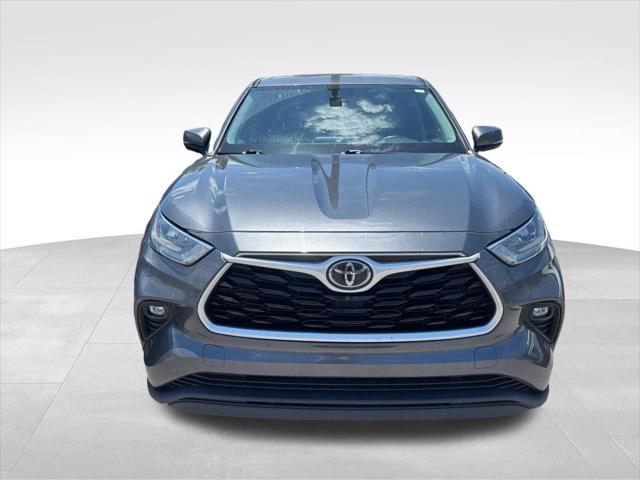 2020 Toyota Highlander LE