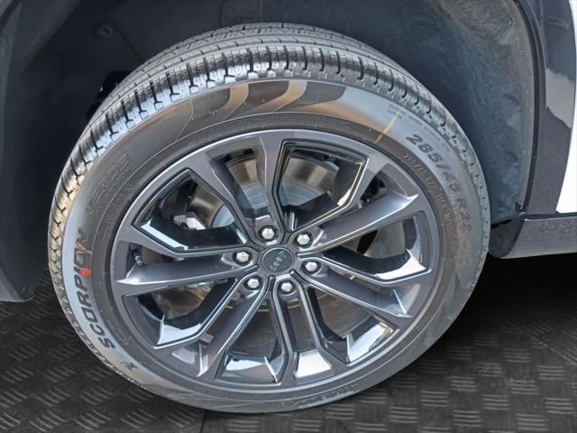 2026 Jeep Grand Wagoneer Summit Reserve 4x4