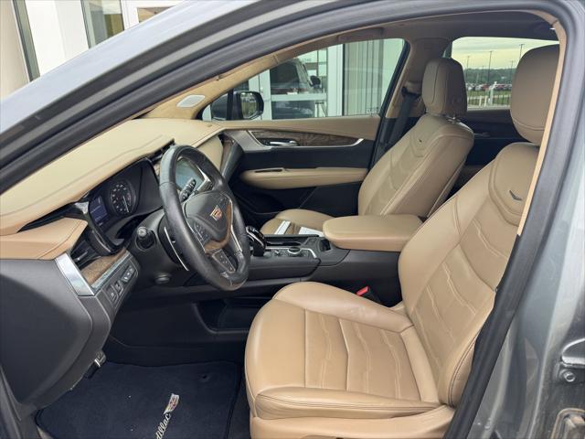 2023 Cadillac XT5 AWD Sport