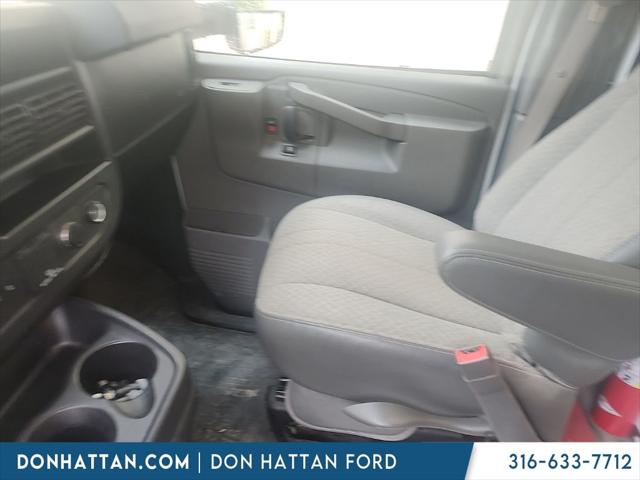 2021 Chevrolet Express Cutaway Work Van