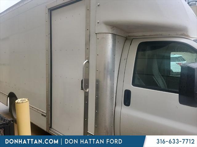 2021 Chevrolet Express Cutaway Work Van
