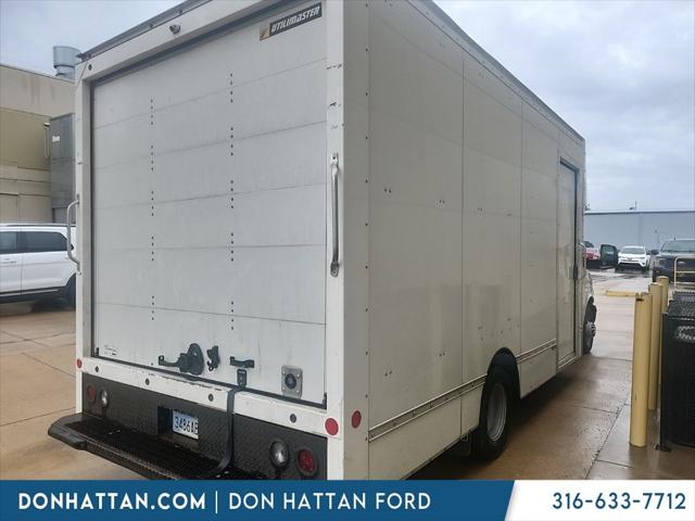 2021 Chevrolet Express Cutaway Work Van
